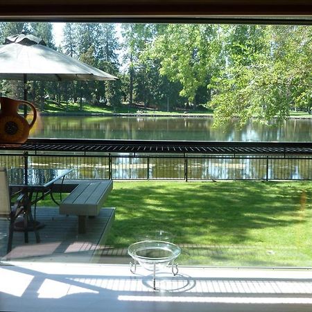 Mirror Pond Bungalow Bend Kültér fotó